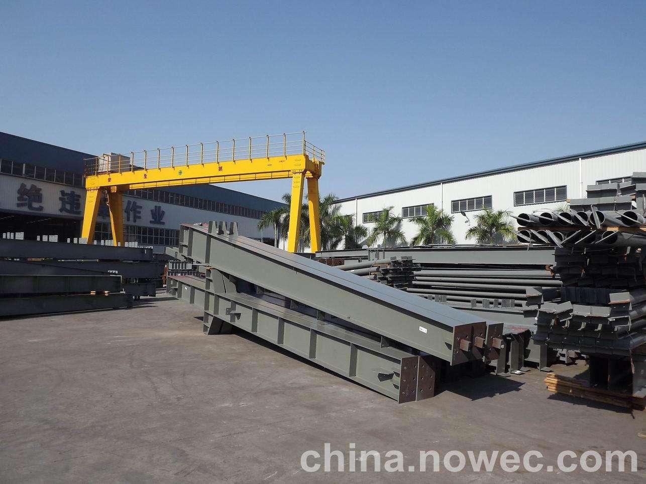 瓦房店网架工程中的分条（分块）吊装法